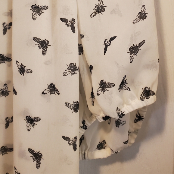 Tera by Vince Camuto Black and Cream Bee Blouse Size Small - Picture 4 of 11